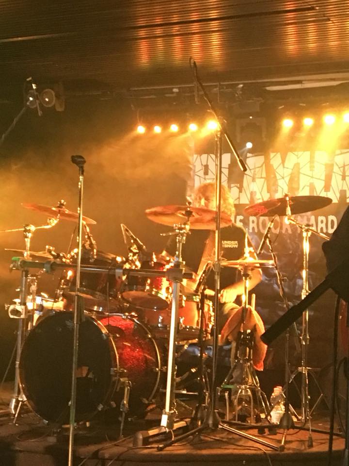 PlayHard live — batteria